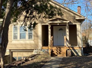 1930 E 72nd St, Kansas City, MO 64132