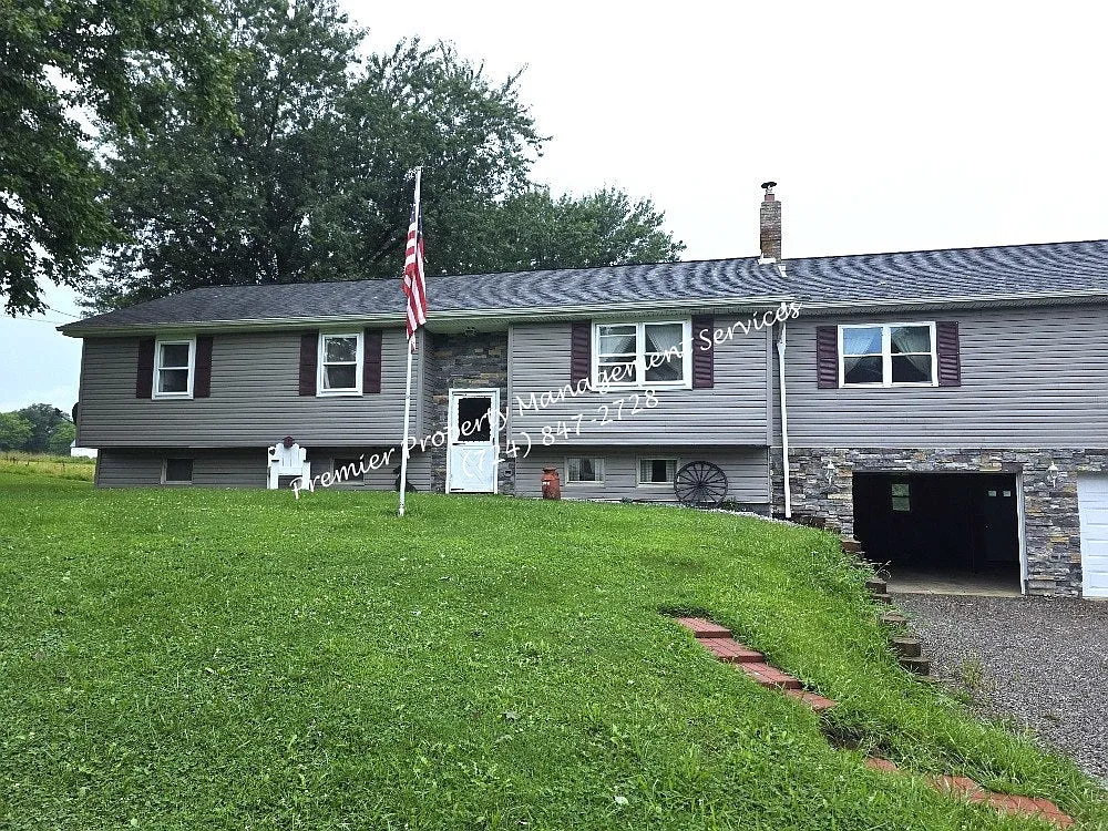 2153 Mount Jackson Road — Photo 1