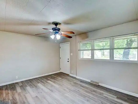 5th image of 3765 N Liverpool Rd #3765