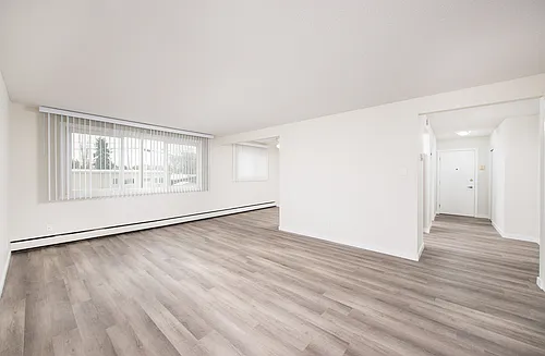 5006 53rd Ave Photo 1