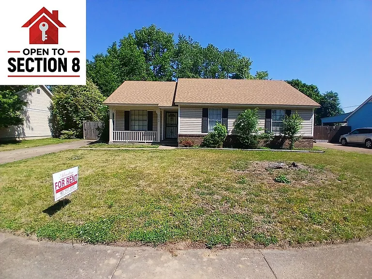 5962 Whisper Valley Dr — Photo 1