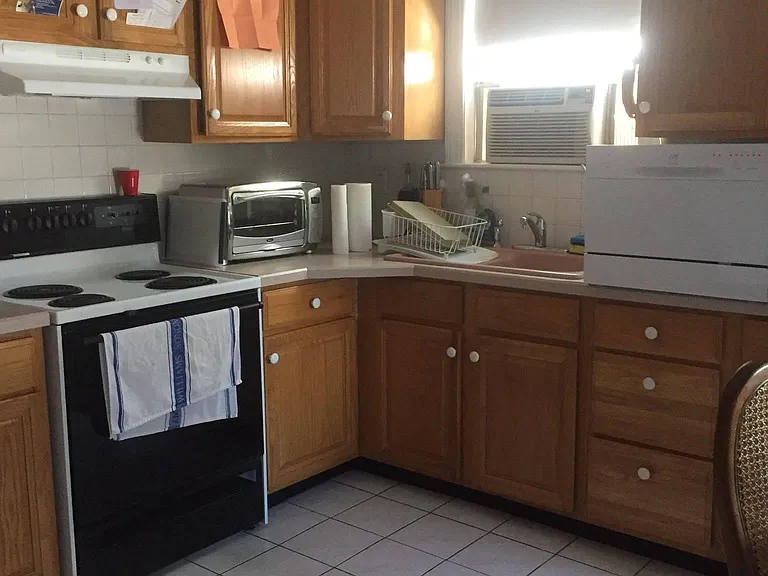 146 Metropolitan Ave #1 — Photo 4