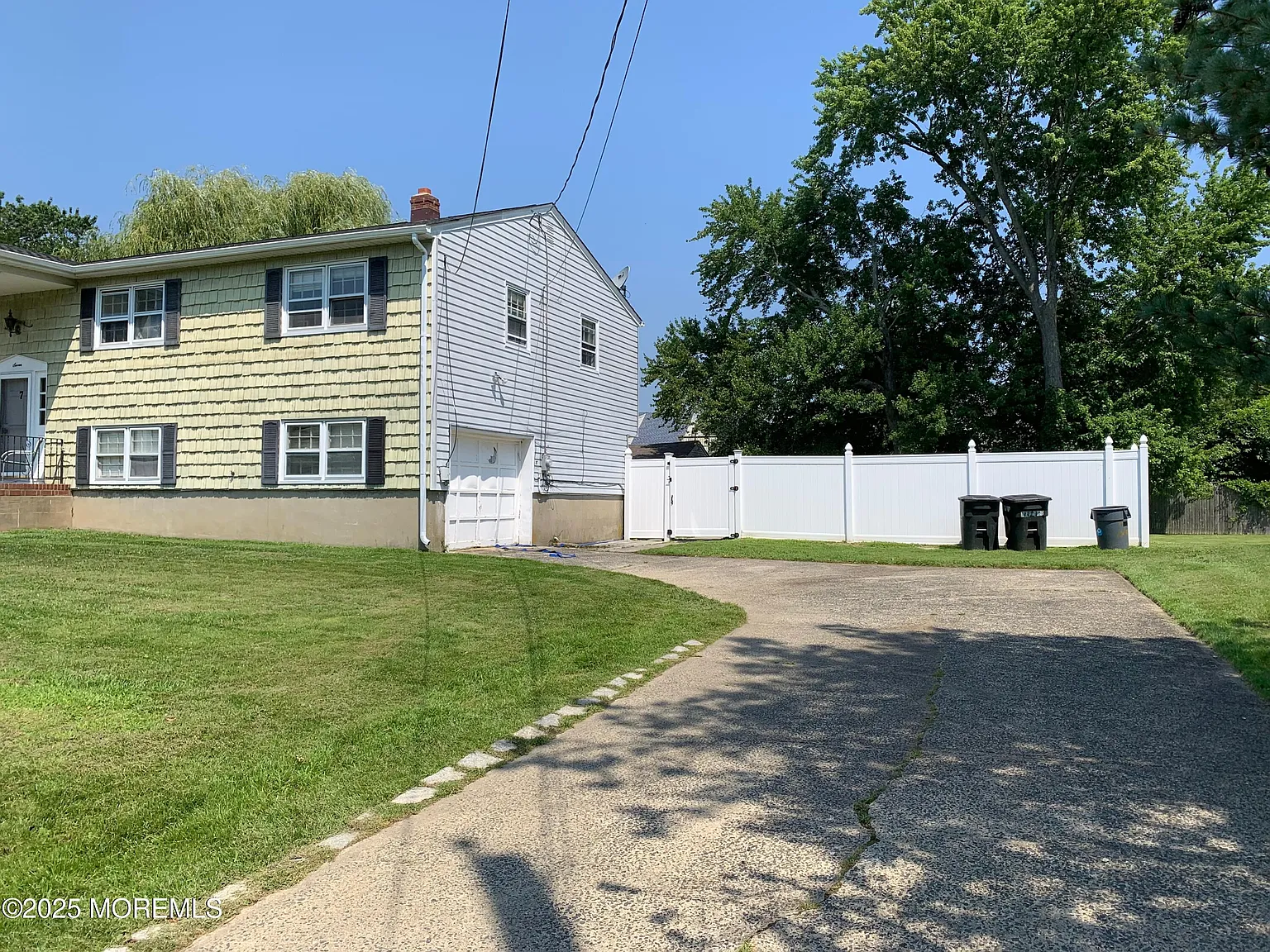 5 bed, 2848 sqft, $2,600 — Photo 2