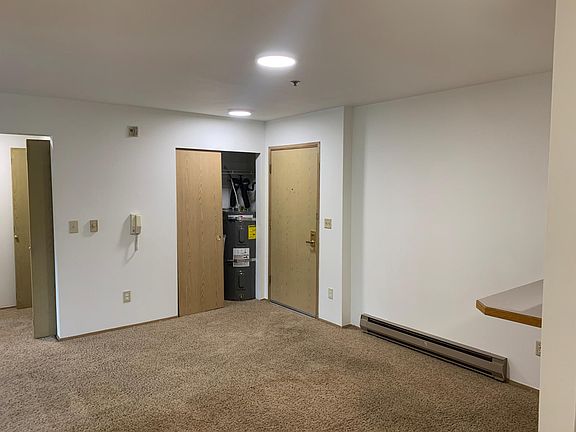 4th image of 20034 15th Ave NE APT 103