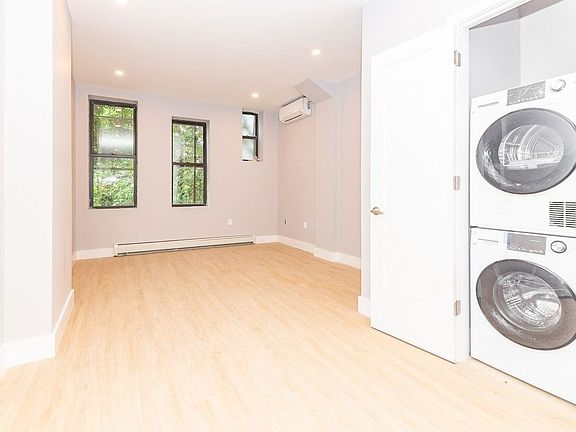 5th image of 814 Macon St #D2