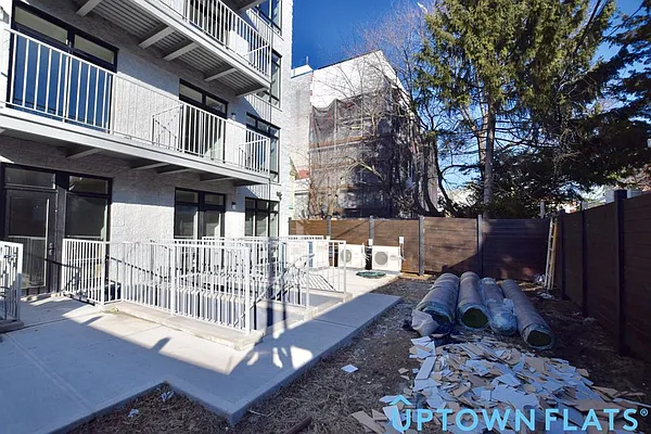 Rented by Uptown Flats LLC | media 52