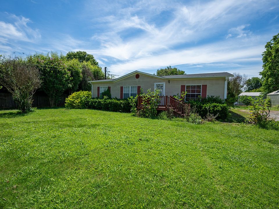 1st image of 101 Viking Ln
