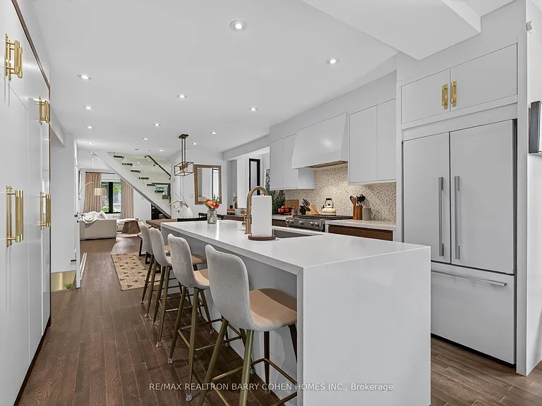 43 Helena Ave — Photo 9