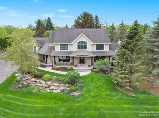 1559 Newport Creek Dr, Ann Arbor, MI 48103