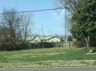 303 N 7th St, Mayfield, KY 42066