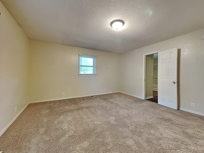 11199 Lantern Rd — Photo 11