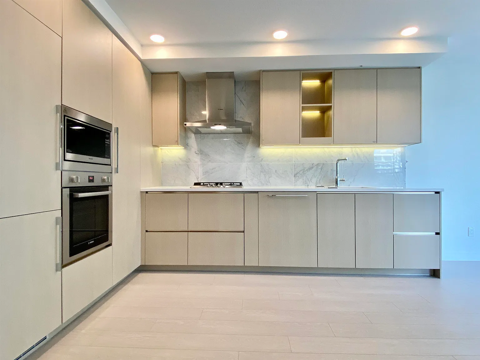 1 bed, 597 sqft, $2,200 — Photo 4