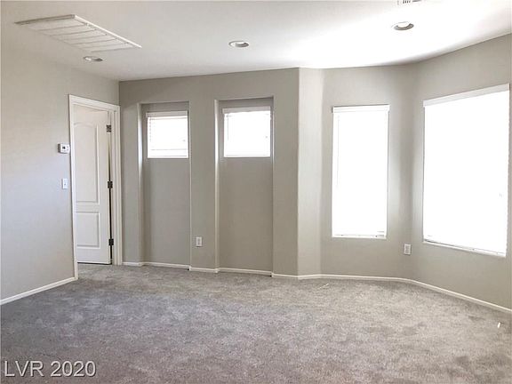 5th image of 7530 Tressider Ave