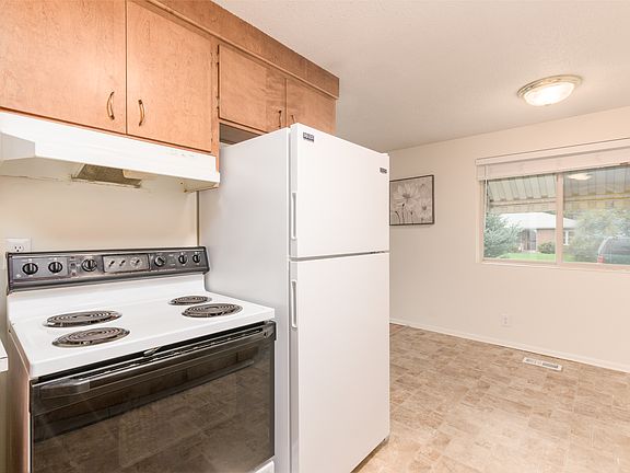 5th image of 1400 S Gourley St #1400