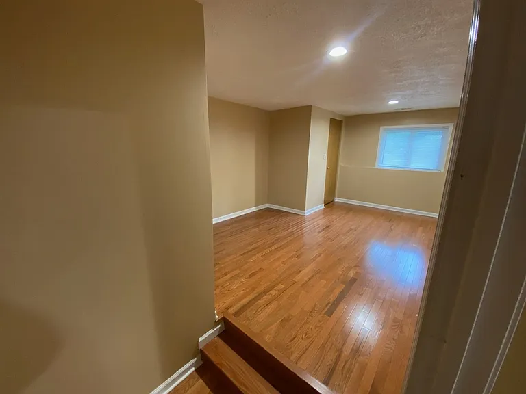 2103 Jackson Blvd — Photo 13