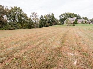 3009 Croatia Dr, Columbia, IL 62236