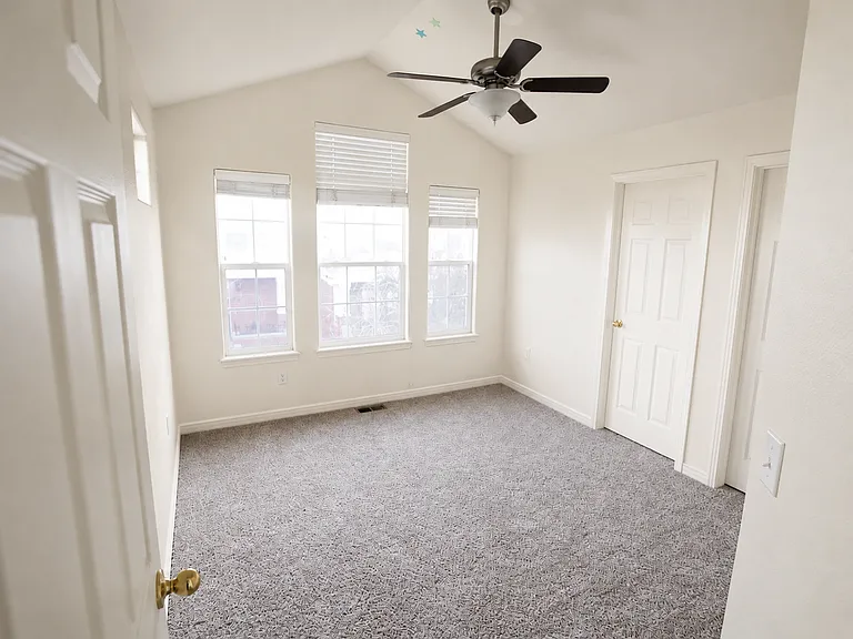 9886 E Carolina Pl — Photo 16