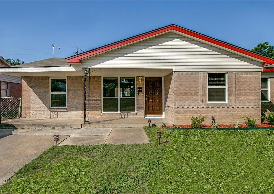 1st image of 2613 Crestbrook Ln