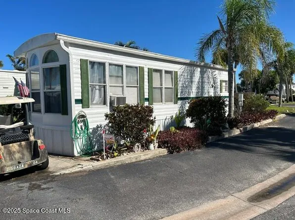 821 Galaxy Ln, Melbourne Beach, FL 32951