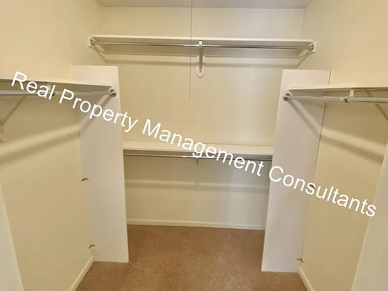 2428 Little Blue Ct — Photo 24