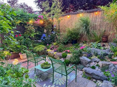 9426 Linden Avenue N, Seattle, WA, 98103