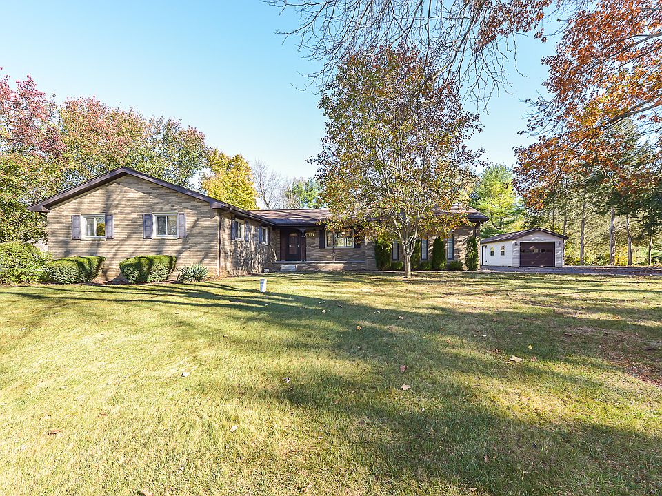 1st image of 8127 Stoneham Dr
