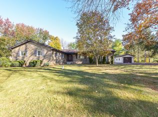 8127 Stoneham Dr, Ypsilanti, MI 48197