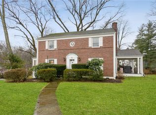 20 Ross Rd, Scarsdale, NY 10583