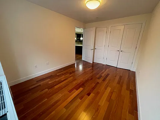 Rented by Queens Apartments Realty LLC | media 7