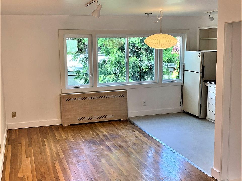 View of: Entrty into Living/Dining Kitchen