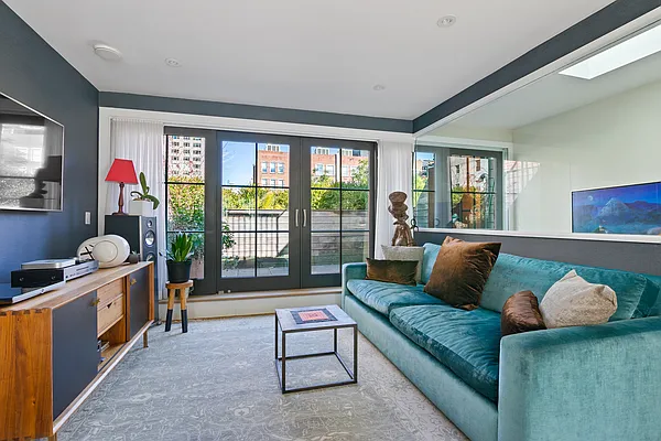 Sold by Compass | media 24