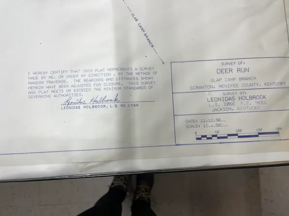 91 Pipeline Hl, Frenchburg, KY 40322