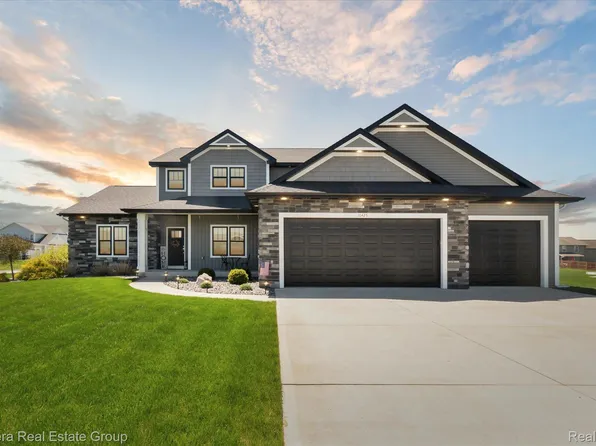 10425 Prairie Vw, Freeland, MI 48623