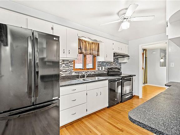 5th image of 2658 Santa Barbara Dr