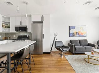 163 Newel St #2R, Brooklyn, NY 11222