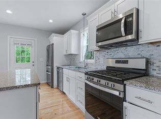 224 Francis Ave, North Providence, RI 02904