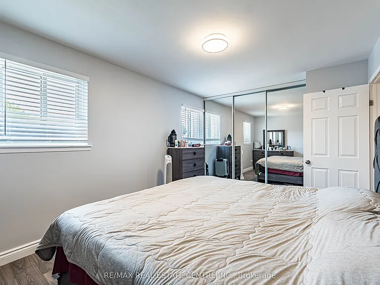 937 Blairholm Ave #UPPER — Photo 20