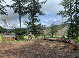 349 Days Creek Rd, Days Creek, OR 97429