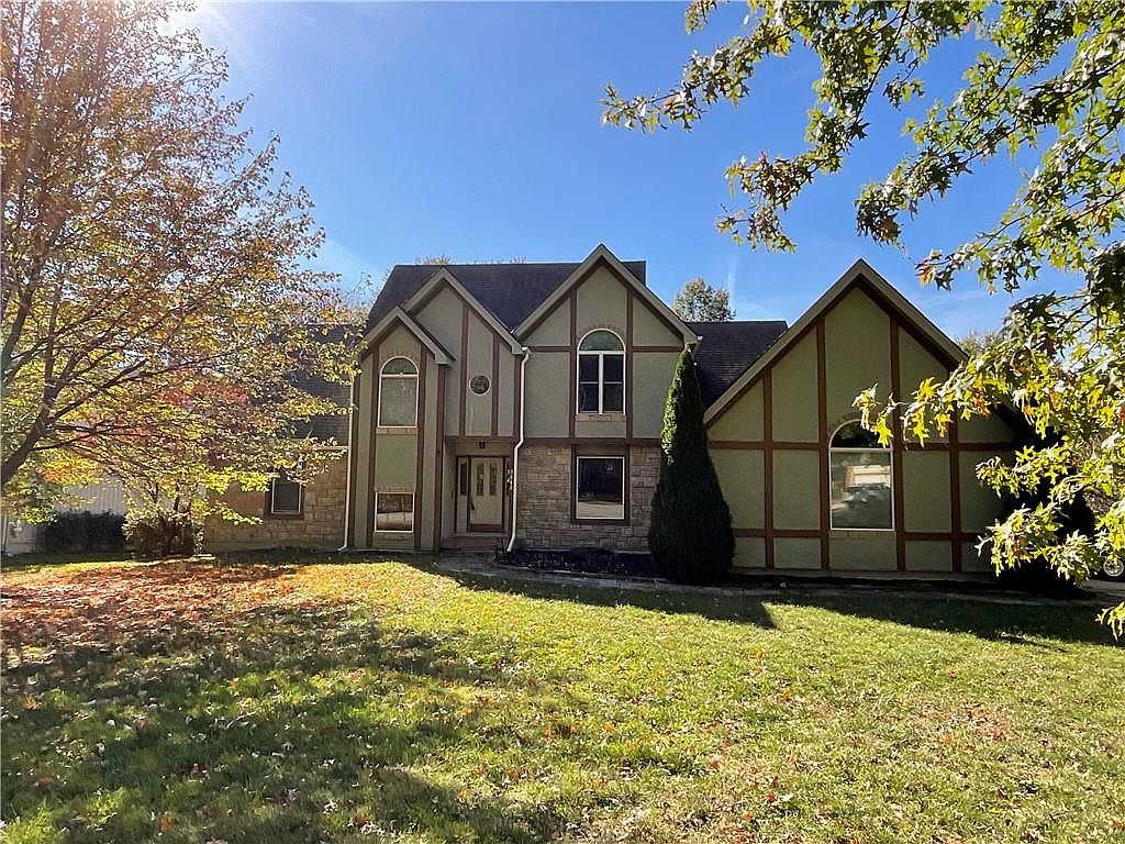 5846 N Spruce Ave, Kansas City, MO 64119 MLS 2461514 Zillow