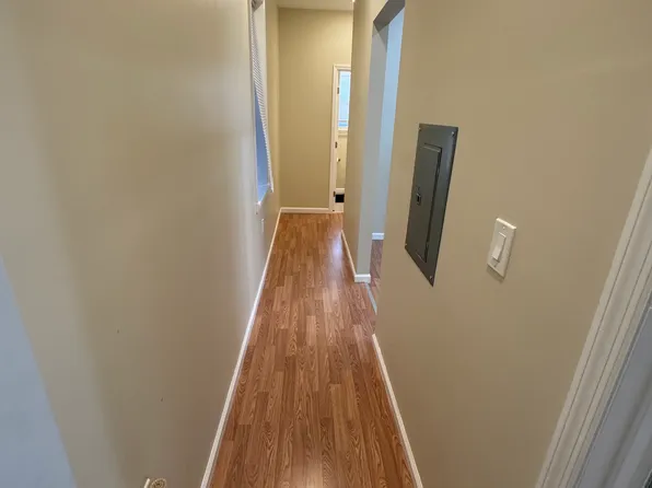 523 Grand Avenue image 16 of 17