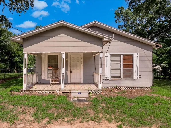 2719 Old Houston Rd, Huntsville, TX 77340