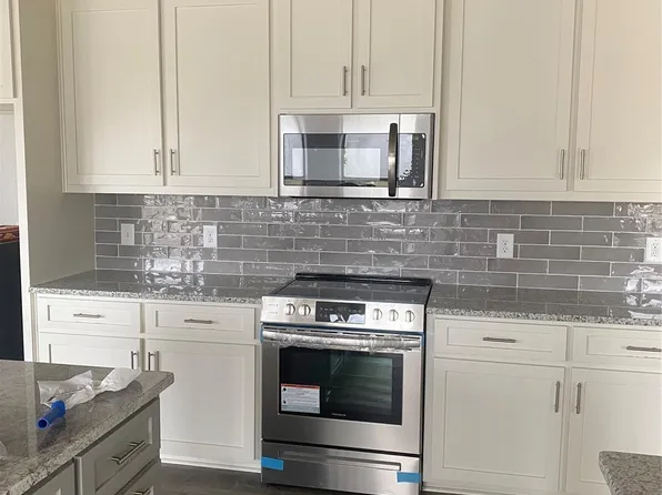 163 Lakebend Dr, Elmore, AL 36025