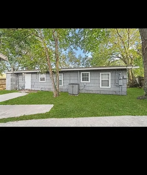 5702 Westover St — Photo 3