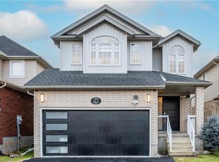 125 Steepleridge St, Kitchener, ON N2P 2W2