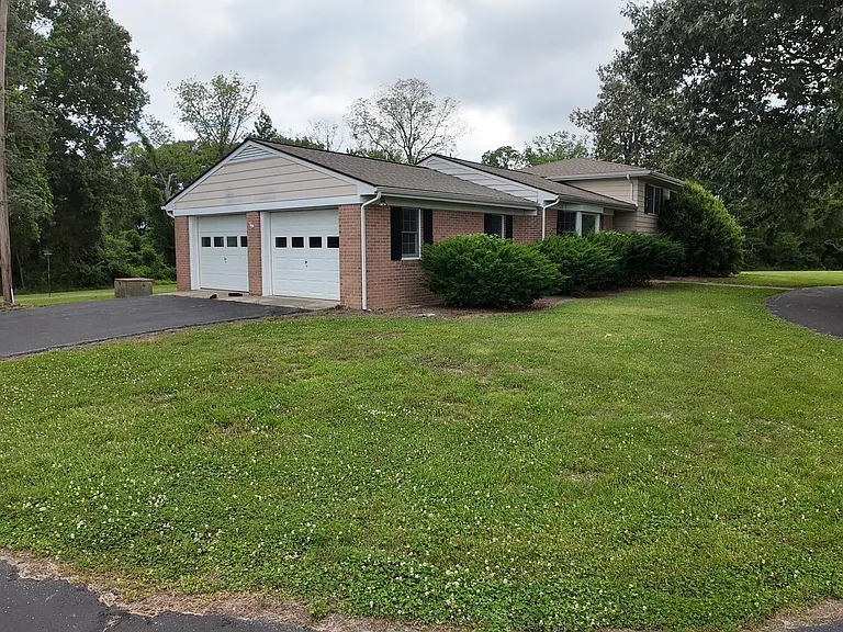 8936 Goldsborough Neck Rd — Photo 3