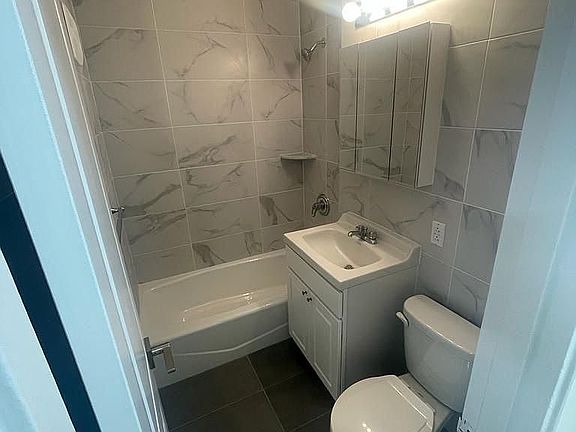 3rd image of 14415 41st Ave APT 605
