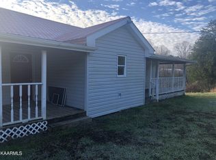 1489 Reagan Valley Rd, Tellico Plains, TN 37385