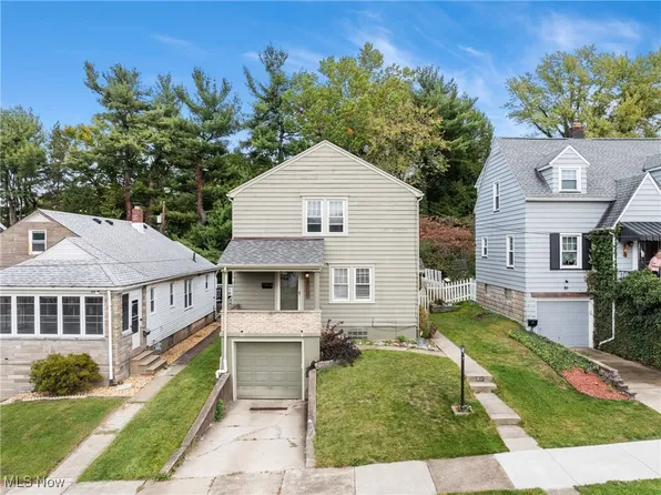 942 Oxford Blvd, Steubenville, OH 43952