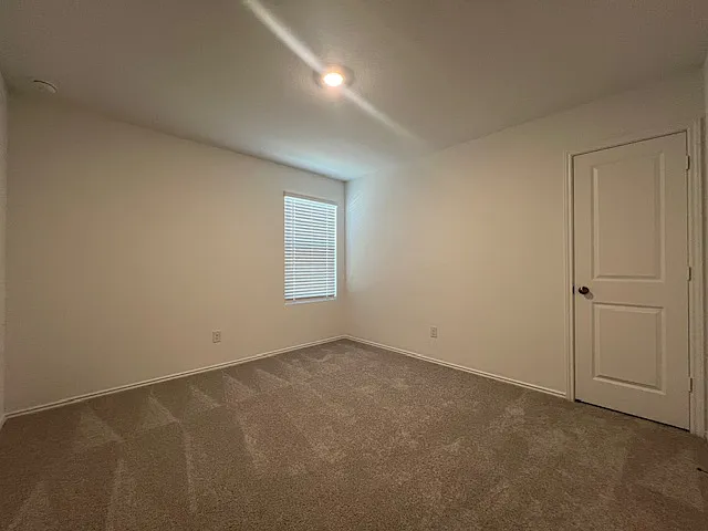 531 Paris St — Photo 25