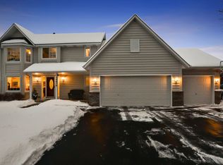 14079 Freeport Ct, Apple Valley, MN 55124